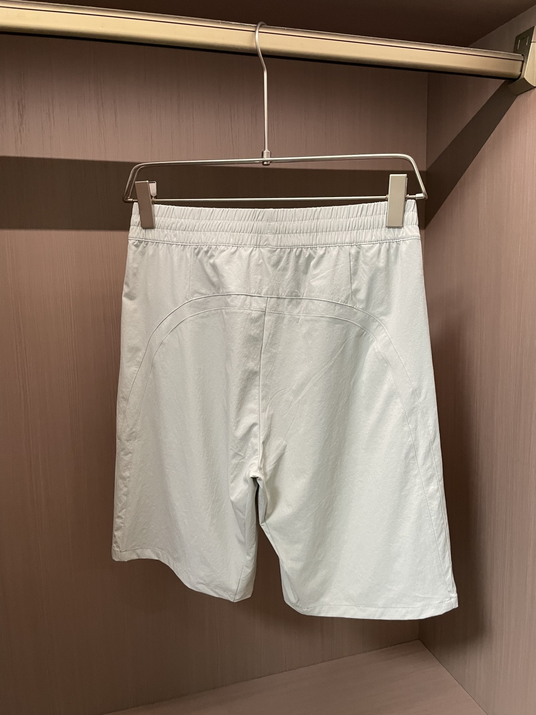 . 鸟家 26新品短裤 冰感速干面料，夏日体感直降3℃采用高弹冰丝速干面料，触感丝滑凉感，上身自带降温b