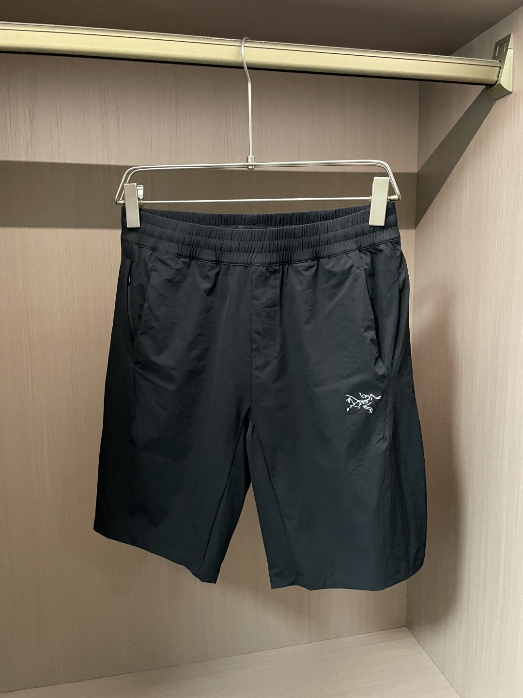 . 鸟家 26新品短裤 冰感速干面料，夏日体感直降3℃采用高弹冰丝速干面料，触感丝滑凉感，上身自带降温b