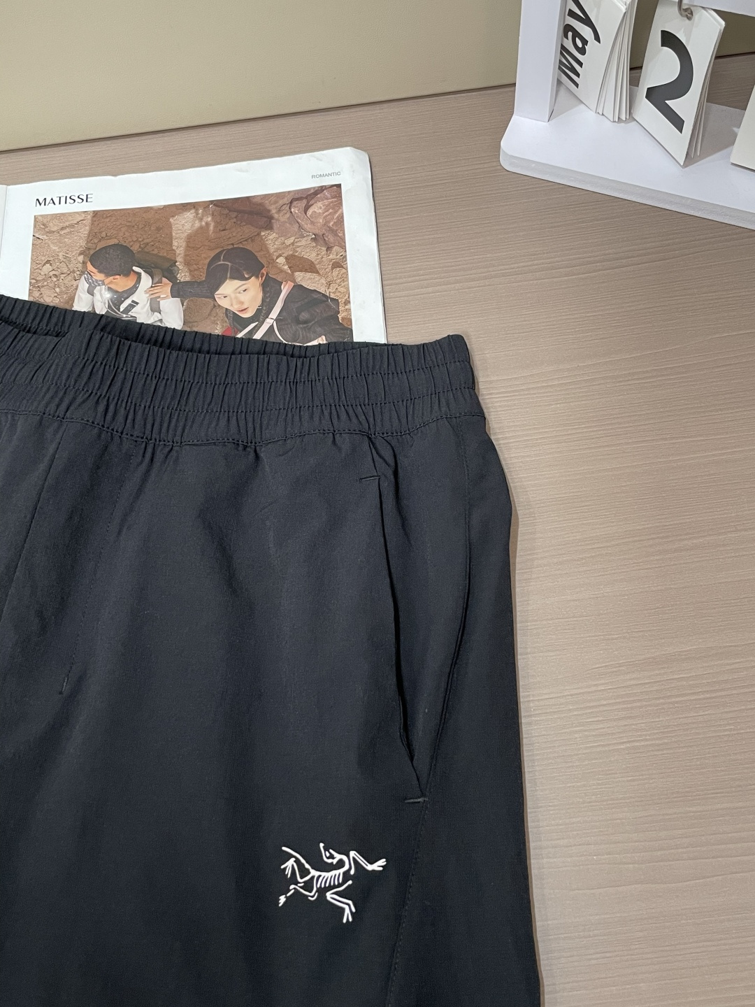 . 鸟家 26新品短裤 冰感速干面料，夏日体感直降3℃采用高弹冰丝速干面料，触感丝滑凉感，上身自带降温b