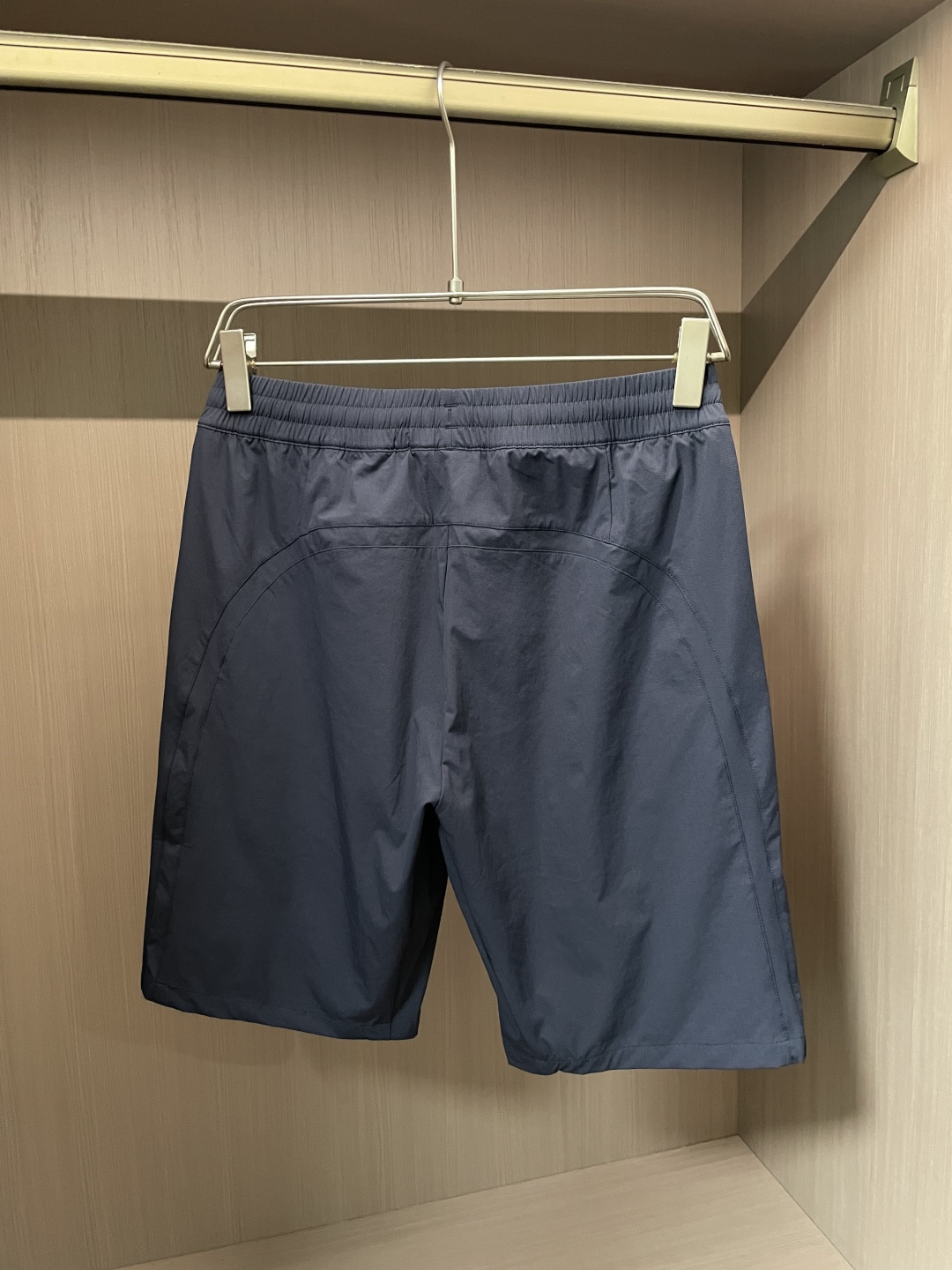 . 鸟家 26新品短裤 冰感速干面料，夏日体感直降3℃采用高弹冰丝速干面料，触感丝滑凉感，上身自带降温b