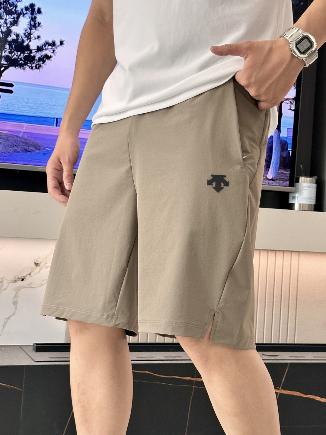 . 迪桑特 26新品短裤 冰感速干面料，夏日体感直降3℃采用高弹冰丝速干面料，触感丝滑凉感，上身自带降温