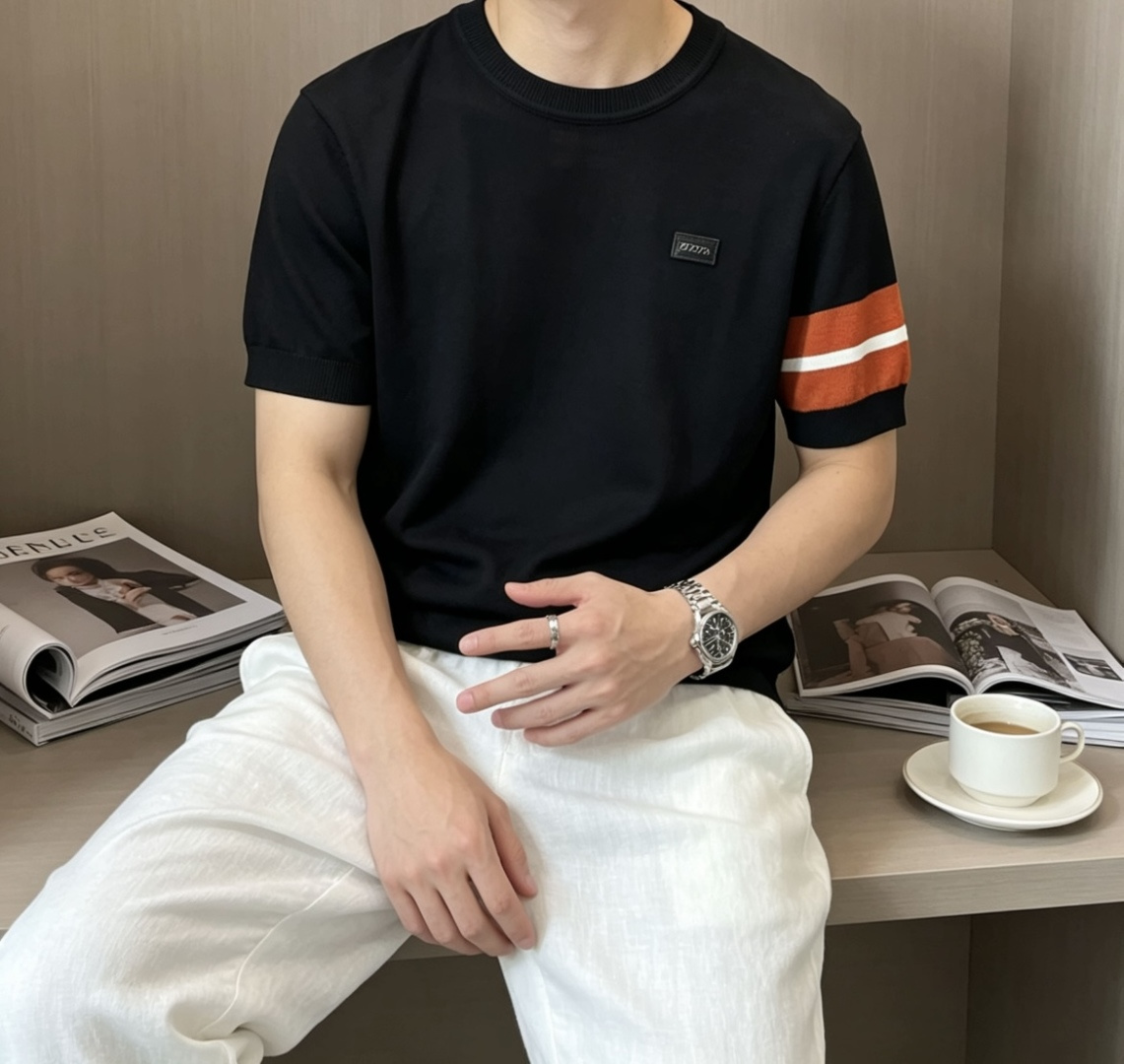 杰尼亚 2026ss夏季新品男士针织圆领短袖衫！独家首发 采用纤维超细与高弹的伊力特纱线织造而成，质感与