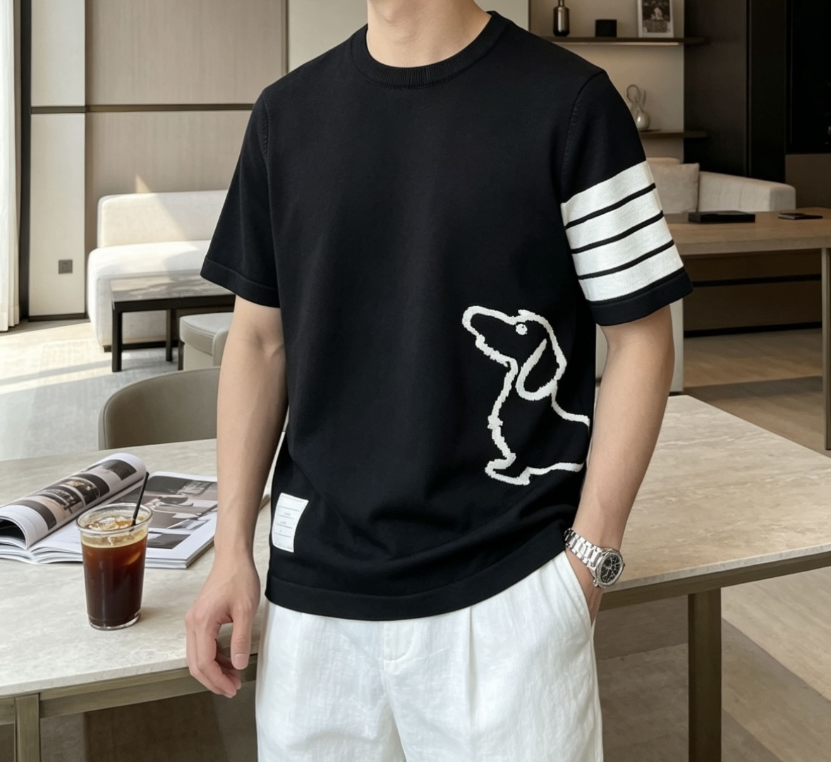 TB 2026ss夏季新品男士针织圆领短袖衫！独家首发 采用纤维超细与高弹的伊力特纱线织造而成，质感与纹