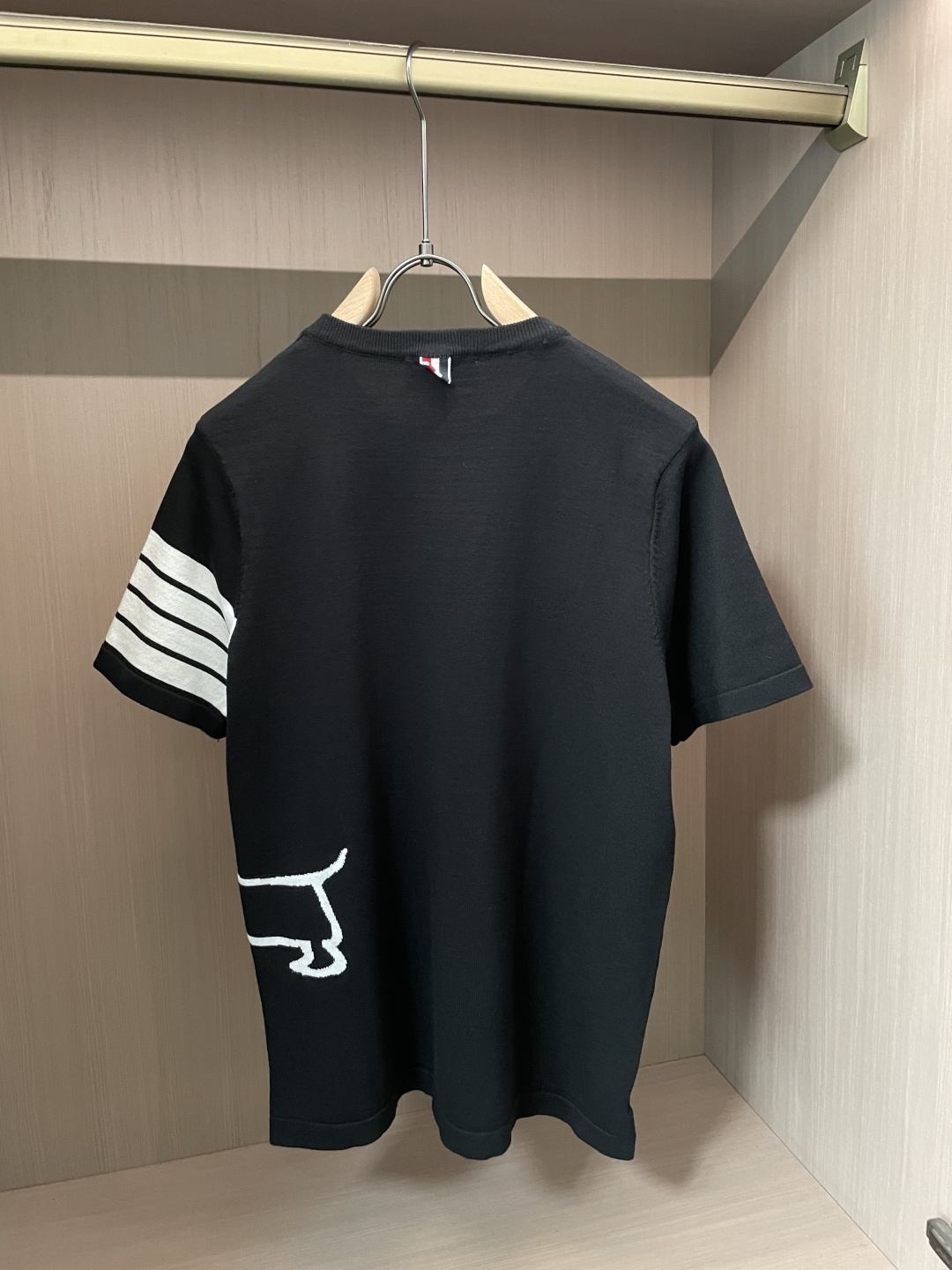 TB 2026ss夏季新品男士针织圆领短袖衫！独家首发 采用纤维超细与高弹的伊力特纱线织造而成，质感与纹
