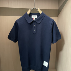 TB 2026ss夏季新品男士针织圆领短袖衫!独家首发 采用纤维超细与高弹的伊力特纱线织造而成,质感与纹 TB 2026ss夏季新品男士针织圆领短袖衫!独家首发 采用纤维超细与高弹的伊力特纱线织造而成,质感与纹