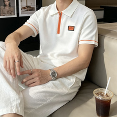 爱🐎仕 2026ss夏季新品男士针织圆领短袖衫!独家首发 采用纤维超细与高弹的伊力特纱线织造而成,质感与 爱🐎仕 2026ss夏季新品男士针织圆领短袖衫!独家首发 采用纤维超细与高弹的伊力特纱线织造而成,质感与