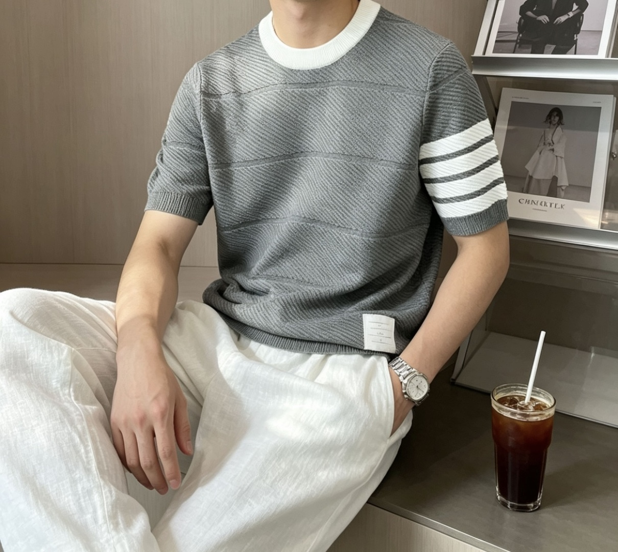 TB  2026ss夏季新品男士针织圆领短袖衫！独家首发 采用纤维超细与高弹的伊力特纱线织造而成，质感与