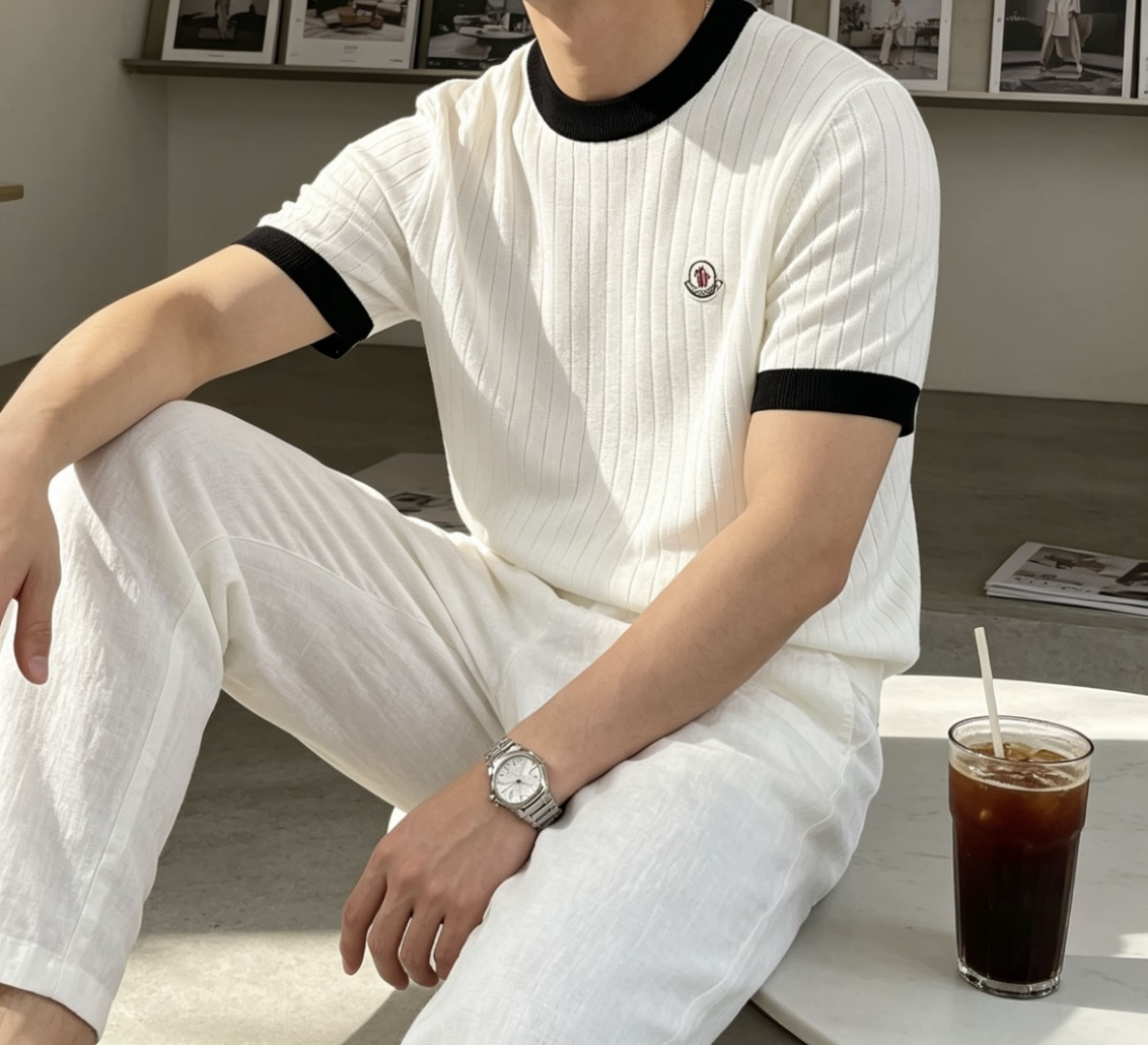 蒙口 2026ss夏季新品男士针织圆领短袖衫！独家首发 采用纤维超细与高弹的伊力特纱线织造而成，质感与纹