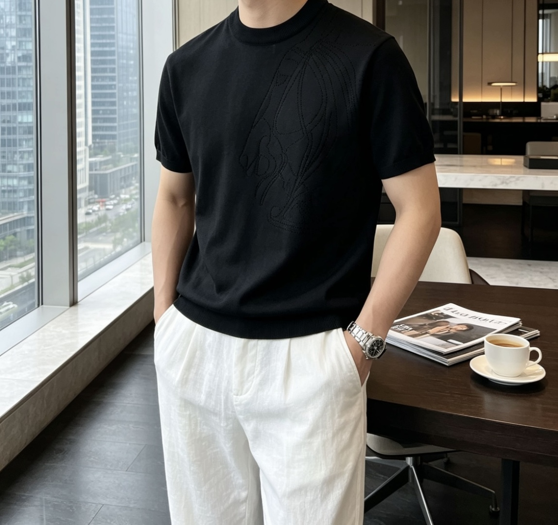 爱🐎仕 2026ss夏季新品男士针织圆领短袖衫！独家首发 采用纤维超细与高弹的伊力特纱线织造而成，质感与
