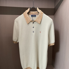 拉夫劳伦 2026ss夏季新品男士针织翻领短袖衫!独家首发 采用纤维超细与高弹的伊力特纱线织造而成,质感 拉夫劳伦 2026ss夏季新品男士针织翻领短袖衫!独家首发 采用纤维超细与高弹的伊力特纱线织造而成,质感