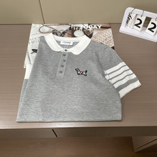 TB 2026ss夏季新品男士针织翻领短袖衫!独家首发 采用纤维超细与高弹的伊力特纱线织造而成,质感与纹 TB 2026ss夏季新品男士针织翻领短袖衫!独家首发 采用纤维超细与高弹的伊力特纱线织造而成,质感与纹