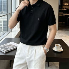 拉夫劳伦 2026ss夏季新品男士针织翻领短袖衫!独家首发 采用纤维超细与高弹的伊力特纱线织造而成,质感 拉夫劳伦 2026ss夏季新品男士针织翻领短袖衫!独家首发 采用纤维超细与高弹的伊力特纱线织造而成,质感