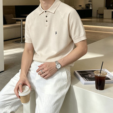 拉夫劳伦 2026ss夏季新品男士针织翻领短袖衫!独家首发 采用纤维超细与高弹的伊力特纱线织造而成,质感 拉夫劳伦 2026ss夏季新品男士针织翻领短袖衫!独家首发 采用纤维超细与高弹的伊力特纱线织造而成,质感