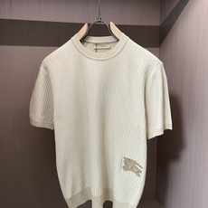 Bur 2026ss夏季新品男士针织圆领短袖衫!独家首发 采用纤维超细与高弹的伊力特纱线织造而成,质感 Bur 2026ss夏季新品男士针织圆领短袖衫!独家首发 采用纤维超细与高弹的伊力特纱线织造而成,质感
