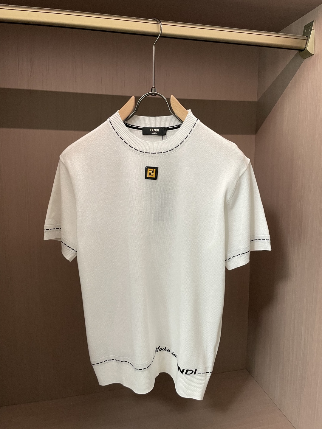 FD 2026ss夏季新品男士针织圆领短袖衫！独家首发 采用纤维超细与高弹的伊力特纱线织造而成，质感与纹