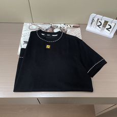 FD 2026ss夏季新品男士针织圆领短袖衫!独家首发 采用纤维超细与高弹的伊力特纱线织造而成,质感与纹 FD 2026ss夏季新品男士针织圆领短袖衫!独家首发 采用纤维超细与高弹的伊力特纱线织造而成,质感与纹