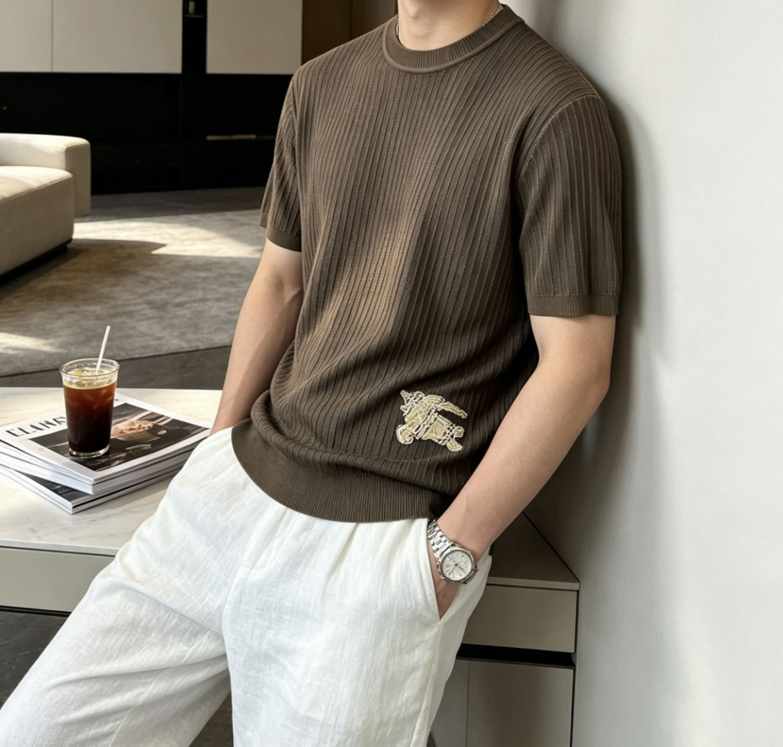 Bur  2026ss夏季新品男士针织圆领短袖衫！独家首发 采用纤维超细与高弹的伊力特纱线织造而成，质感