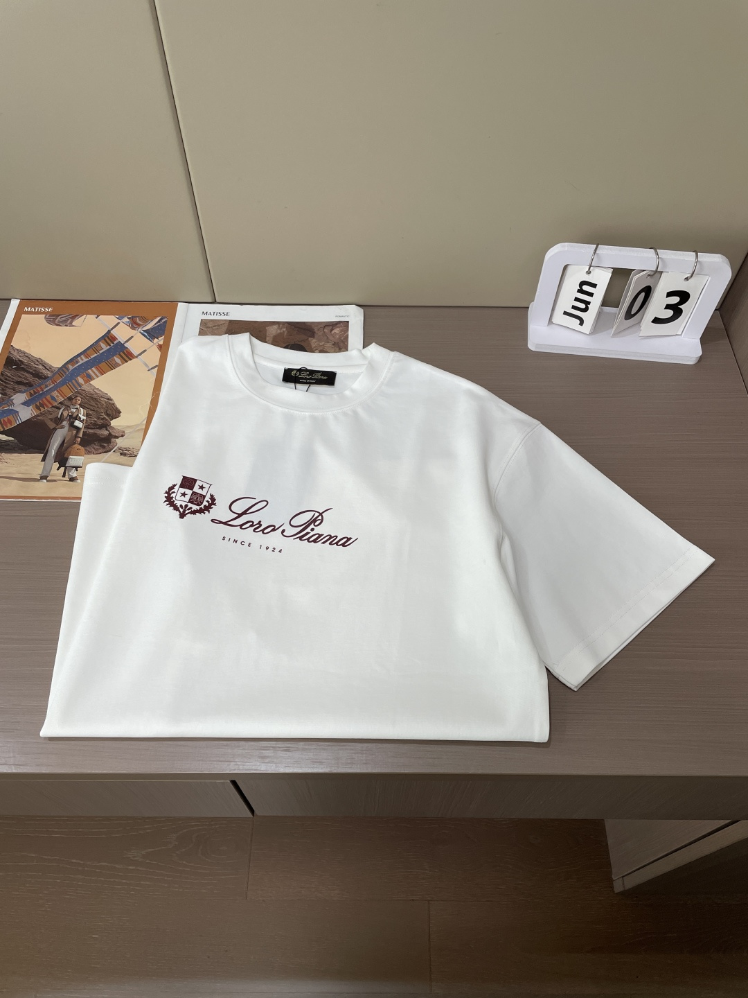 Loro piana  春夏新款首发专柜最新款短袖圆领T恤 高端订制 设计前卫时尚！品牌logo重工艺设