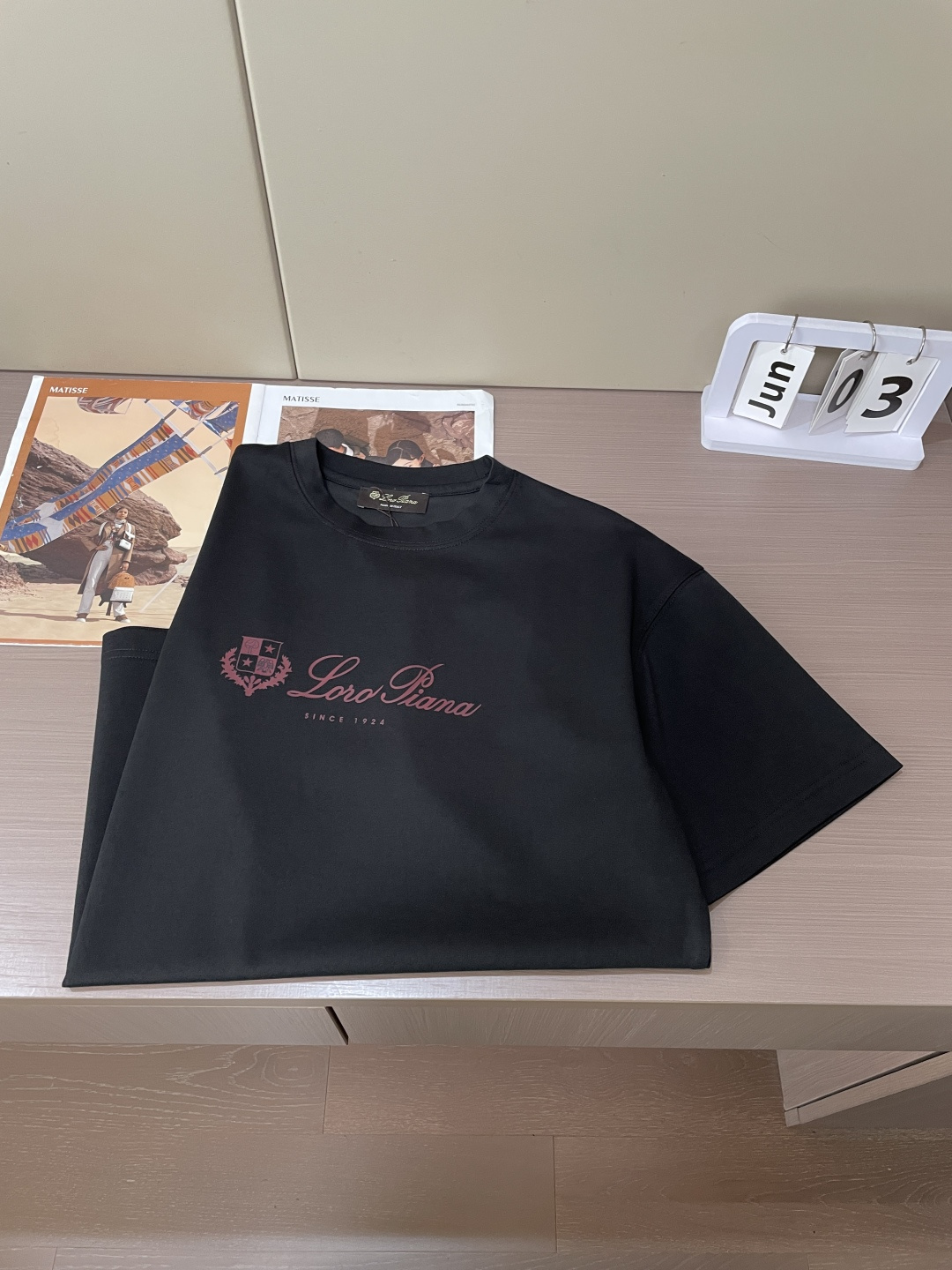 Loro piana  春夏新款首发专柜最新款短袖圆领T恤 高端订制 设计前卫时尚！品牌logo重工艺设