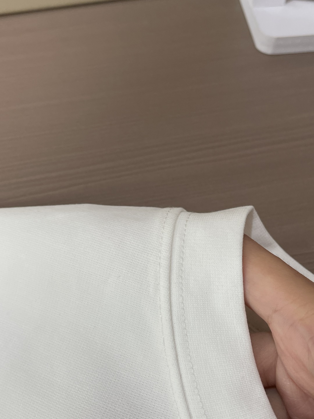 Loro piana  春夏新款首发专柜最新款短袖圆领T恤 高端订制 设计前卫时尚！品牌logo重工艺设