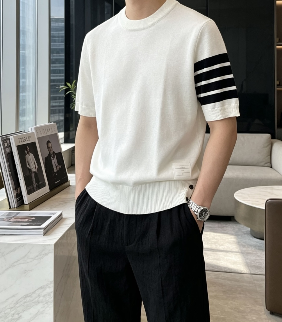 TB 2026ss夏季新品男士针织圆领短袖衫！独家首发 采用纤维超细与高弹的伊力特纱线织造而成，质感与纹