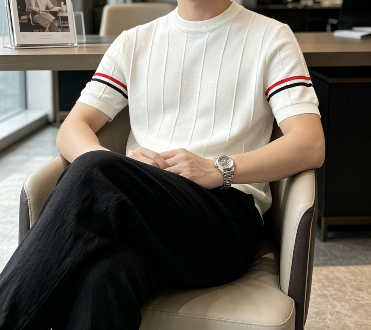 TB 2026ss夏季新品男士针织圆领短袖衫！独家首发 采用纤维超细与高弹的伊力特纱线织造而成，质感与纹