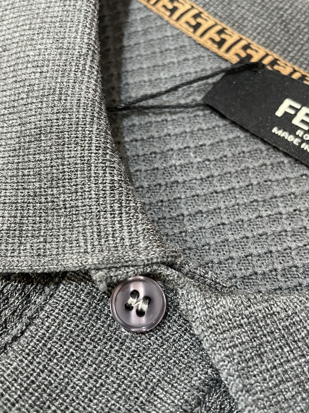 FD 2026ss夏季新品男士针织翻领短袖衫！独家首发 采用纤维超细与高弹的伊力特纱线织造而成，质感与纹