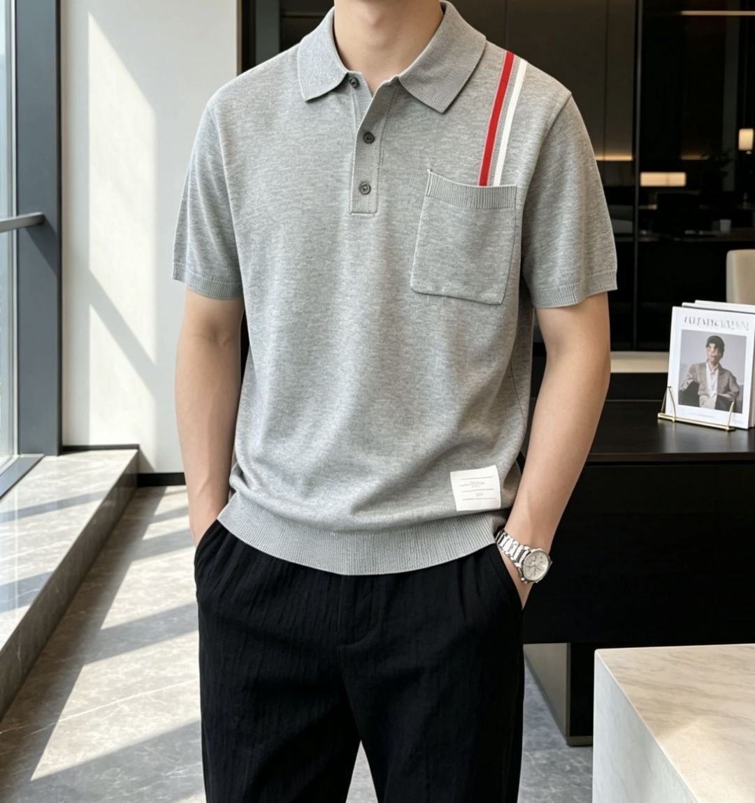 TB 2026ss夏季新品男士针织翻领短袖衫！独家首发 采用纤维超细与高弹的伊力特纱线织造而成，质感与纹