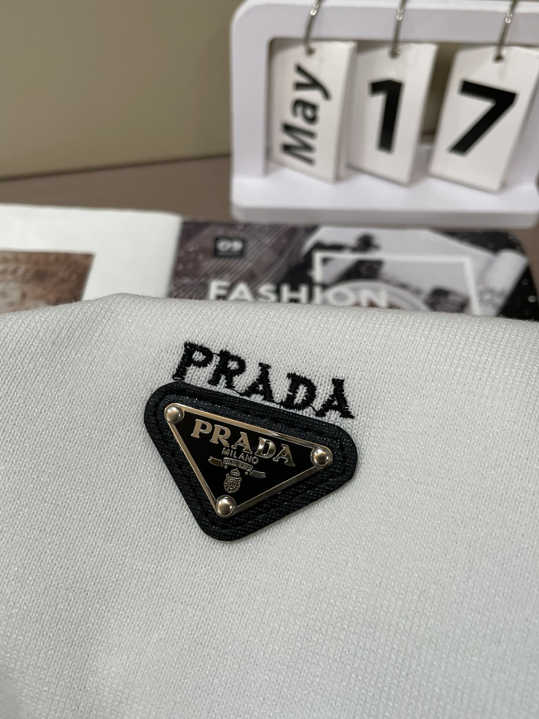 Prad 2026ss夏季新品男士针织圆领短袖衫！独家首发 采用纤维超细与高弹的伊力特纱线织造而成，质感
