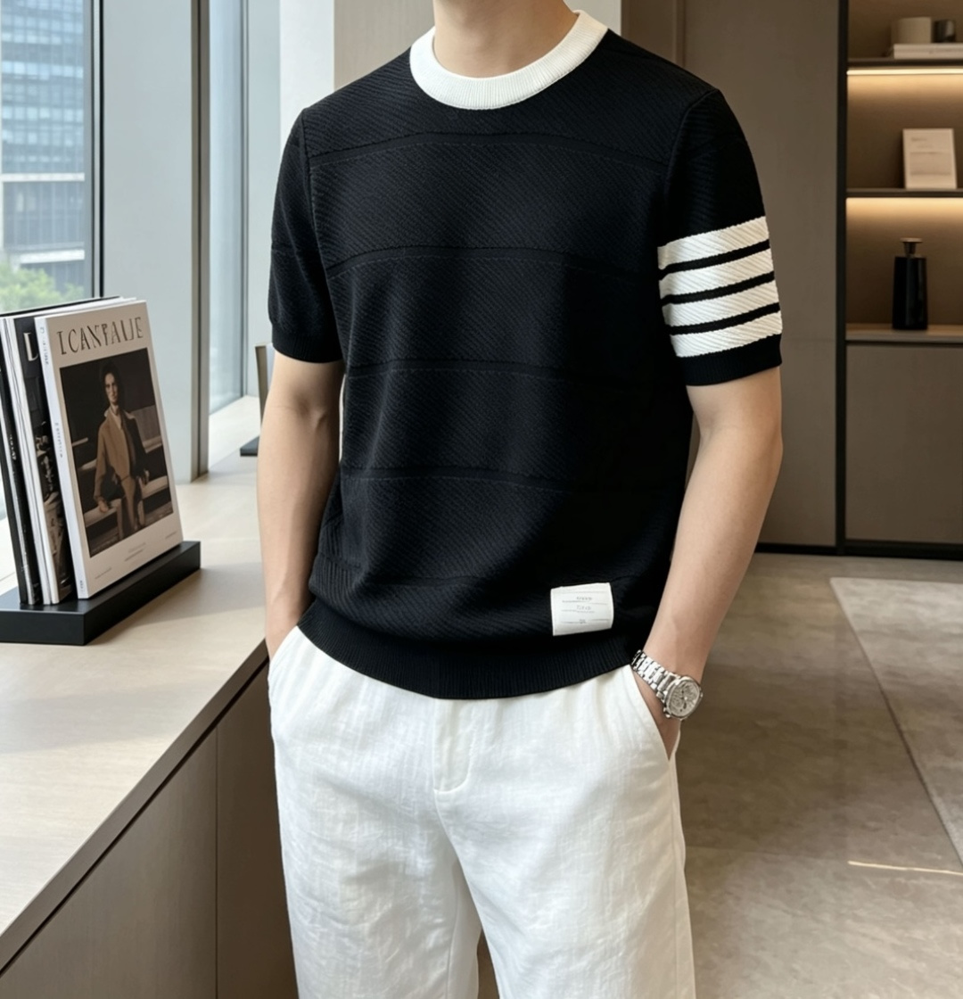 TB 2026ss夏季新品男士针织圆领短袖衫！独家首发 采用纤维超细与高弹的伊力特纱线织造而成，质感与纹