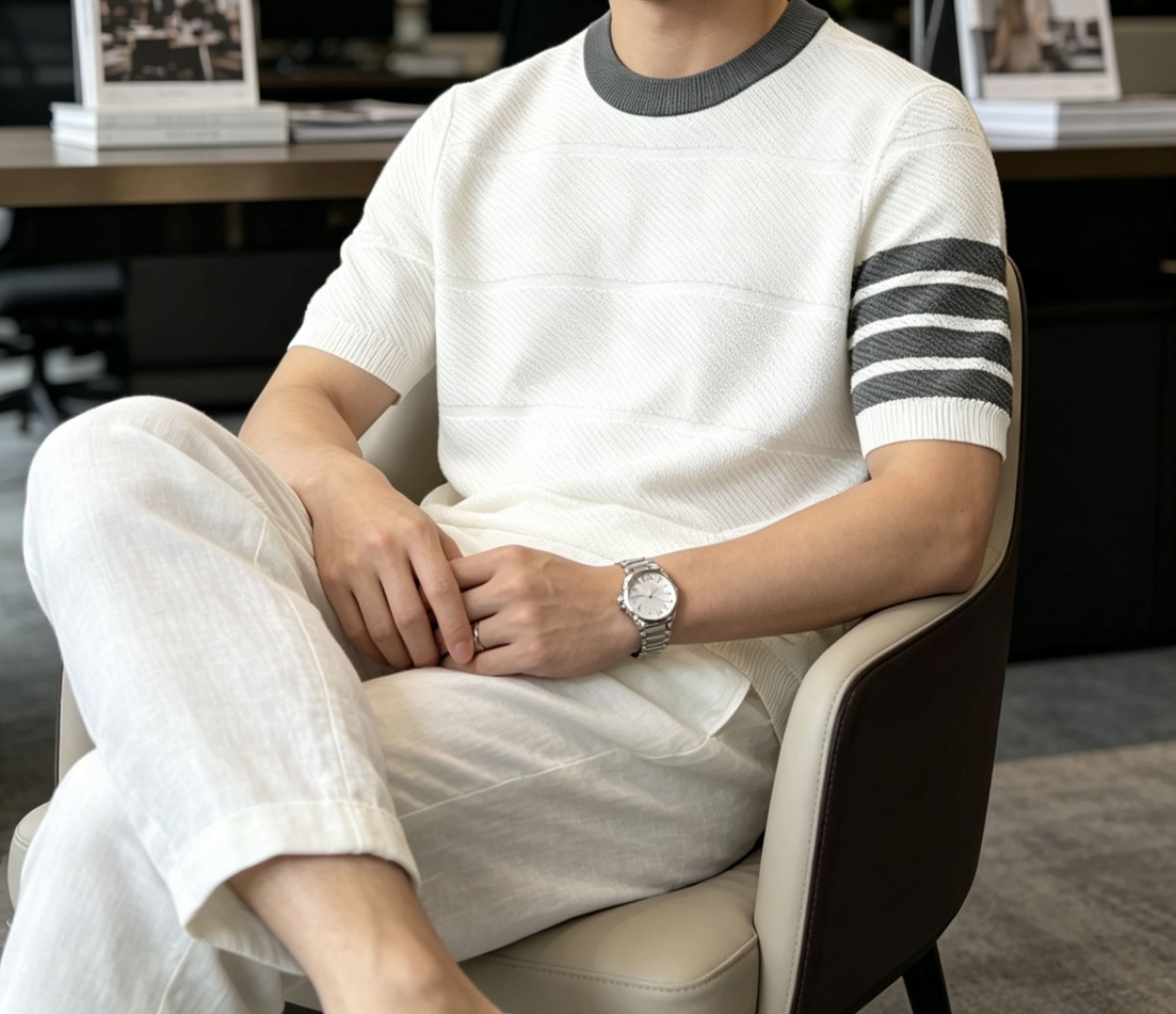 TB 2026ss夏季新品男士针织圆领短袖衫！独家首发 采用纤维超细与高弹的伊力特纱线织造而成，质感与纹