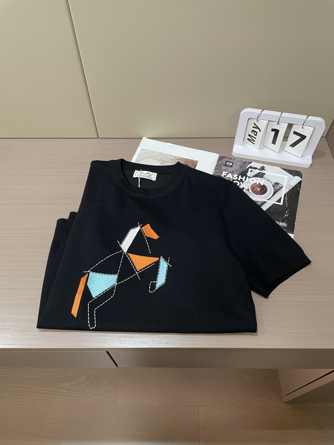 爱🐎仕 2026ss夏季新品男士针织圆领短袖衫！独家首发 采用纤维超细与高弹的伊力特纱线织造而成，质感与