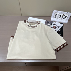 Bur 2026ss夏季新品男士针织圆领短袖衫!独家首发 采用纤维超细与高弹的伊力特纱线织造而成,质感与 Bur 2026ss夏季新品男士针织圆领短袖衫!独家首发 采用纤维超细与高弹的伊力特纱线织造而成,质感与