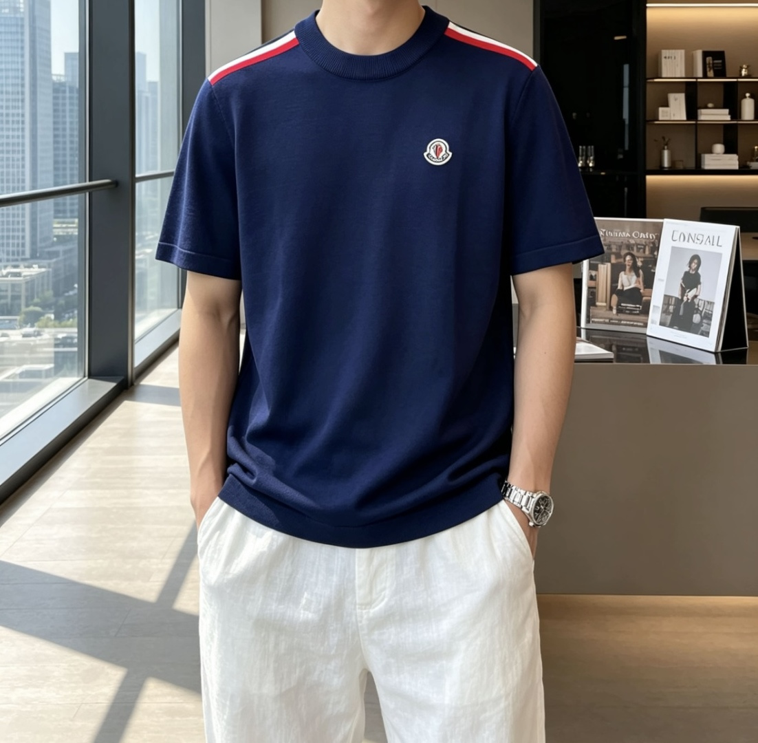 蒙口 2026ss夏季新品男士针织圆领短袖衫！独家首发 采用纤维超细与高弹的伊力特纱线织造而成，质感与纹