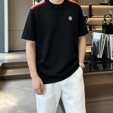 蒙口 2026ss夏季新品男士针织圆领短袖衫!独家首发 采用纤维超细与高弹的伊力特纱线织造而成,质感与纹 蒙口 2026ss夏季新品男士针织圆领短袖衫!独家首发 采用纤维超细与高弹的伊力特纱线织造而成,质感与纹