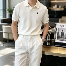 拉夫劳伦 2026ss夏季新品男士针织翻领短袖衫!独家首发 采用纤维超细与高弹的伊力特纱线织造而成,质感 拉夫劳伦 2026ss夏季新品男士针织翻领短袖衫!独家首发 采用纤维超细与高弹的伊力特纱线织造而成,质感
