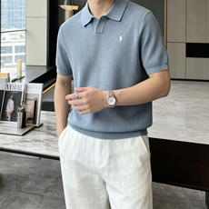 拉夫劳伦 2026ss夏季新品男士针织翻领短袖衫!独家首发 采用纤维超细与高弹的伊力特纱线织造而成,质感 拉夫劳伦 2026ss夏季新品男士针织翻领短袖衫!独家首发 采用纤维超细与高弹的伊力特纱线织造而成,质感