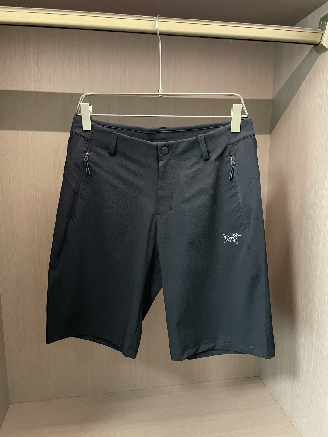 鸟家 26新品短裤 冰感速干面料，夏日体感直降3℃采用高弹冰丝速干面料，触感丝滑凉感，上身自带降温buf