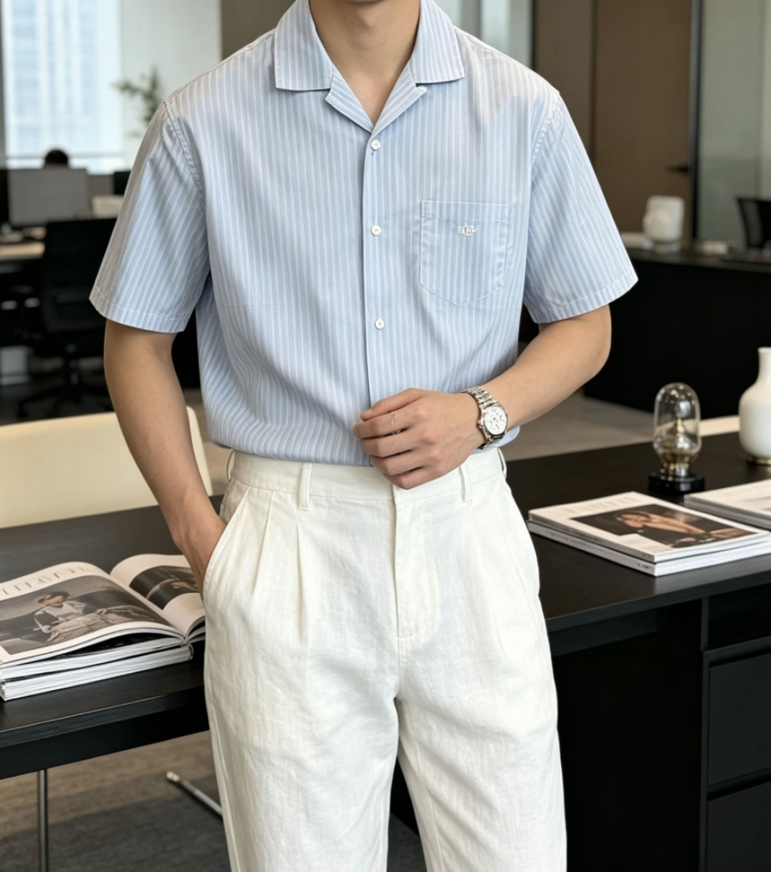 Celine法式古巴领条纹短袖衬衫自带法式慵懒感的海盐蓝细条纹衬衣，一眼沦陷的清爽色调，完美适配春夏所有
