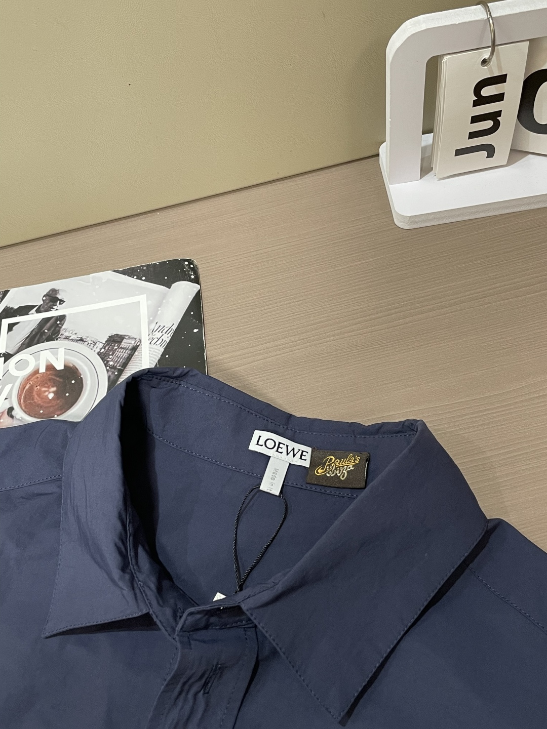 LOEWE藏青同色系休闲套装｜低调高级松弛感短袖衬衫+阔腿长裤成套搭配，统一深海蓝质感满分口袋同色Ana