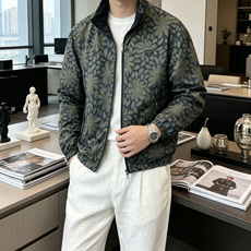 PRADA双面可穿花卉夹克,一件解锁两种穿搭氛围春夏封神多功能双面外套,正反两种风格自由切换,一件抵两件 PRADA双面可穿花卉夹克,一件解锁两种穿搭氛围春夏封神多功能双面外套,正反两种风格自由切换,一件抵两件
