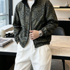 PRADA双面可穿花卉夹克,一件解锁两种穿搭氛围春夏封神多功能双面外套,正反两种风格自由切换,一件抵两件 PRADA双面可穿花卉夹克,一件解锁两种穿搭氛围春夏封神多功能双面外套,正反两种风格自由切换,一件抵两件