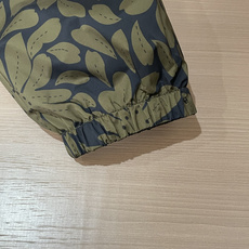 PRADA双面可穿花卉夹克,一件解锁两种穿搭氛围春夏封神多功能双面外套,正反两种风格自由切换,一件抵两件 PRADA双面可穿花卉夹克,一件解锁两种穿搭氛围春夏封神多功能双面外套,正反两种风格自由切换,一件抵两件
