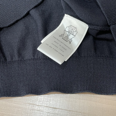 BRUNELLO CUCINELLI布鲁内洛撞色镶边绞花针织短袖 ◽面料质感超棒,采用高支精梳棉针织面料 BRUNELLO CUCINELLI布鲁内洛撞色镶边绞花针织短袖 ◽面料质感超棒,采用高支精梳棉针织面料