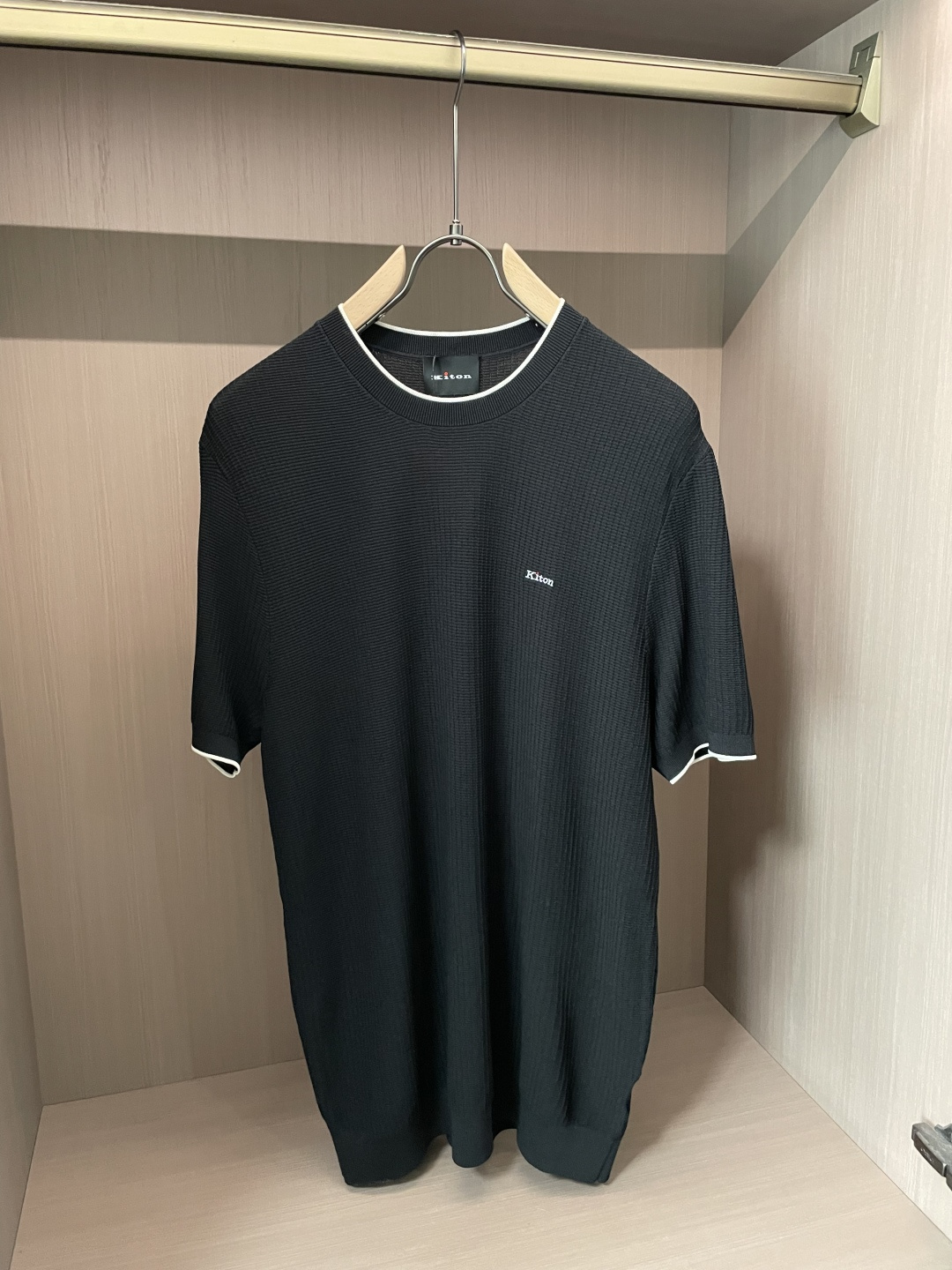 贸易公司渠道货，意大利原厂出品，2026早春新品，经典奢华之作！！品相完美如斯！！Ki*on 意大利🇮🇹