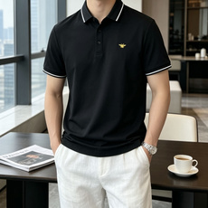 D奥小金蜂刺绣Polo衫|轻奢男士通勤刚需款自带高级质感的珠地棉面料,透气不闷汗,春夏日常、通勤出差都能 D奥小金蜂刺绣Polo衫|轻奢男士通勤刚需款自带高级质感的珠地棉面料,透气不闷汗,春夏日常、通勤出差都能