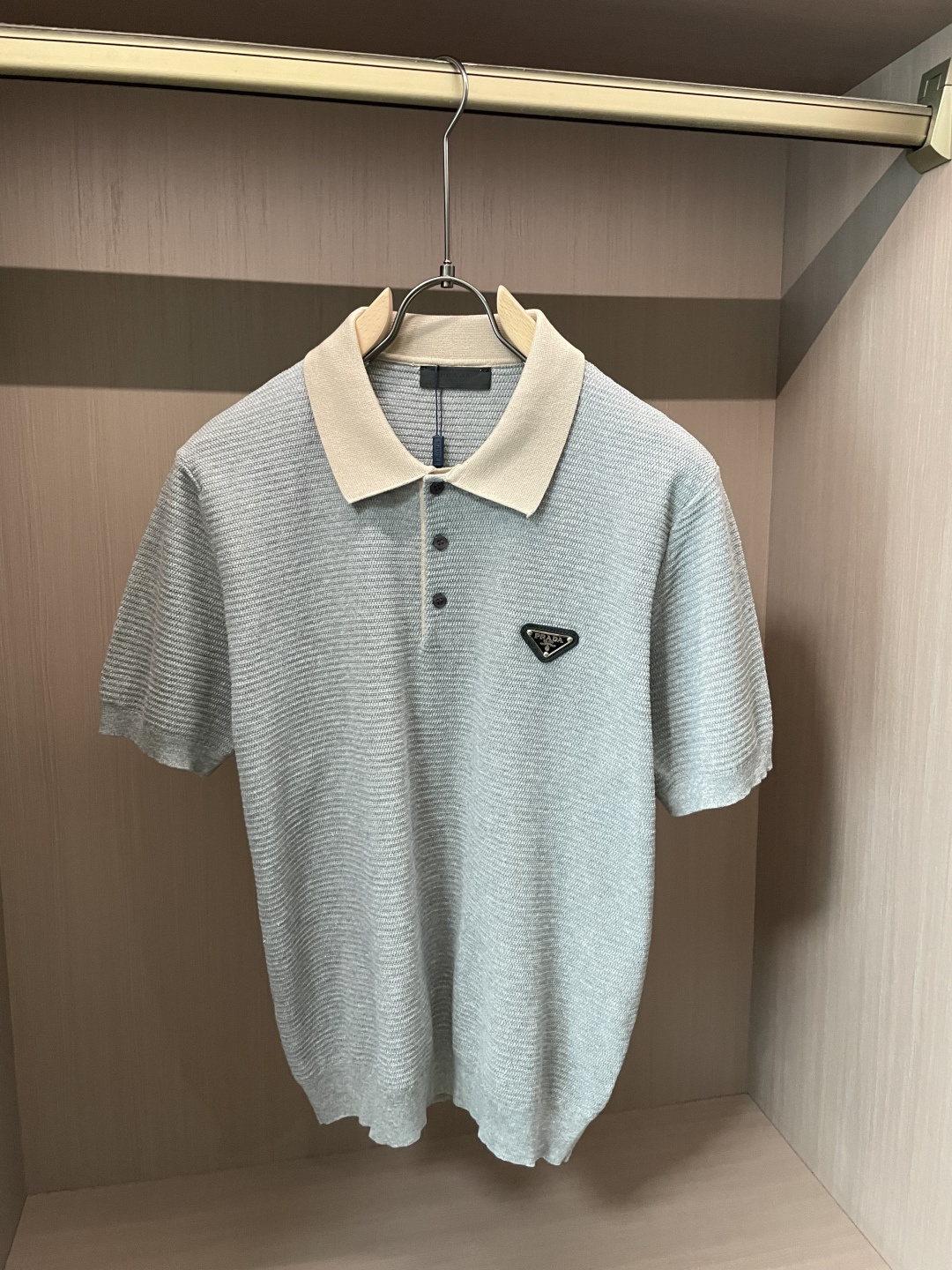 Prad 2026ss夏季新品男士针织翻领短袖衫！独家首发 采用纤维超细与高弹的伊力特纱线织造而成，质感