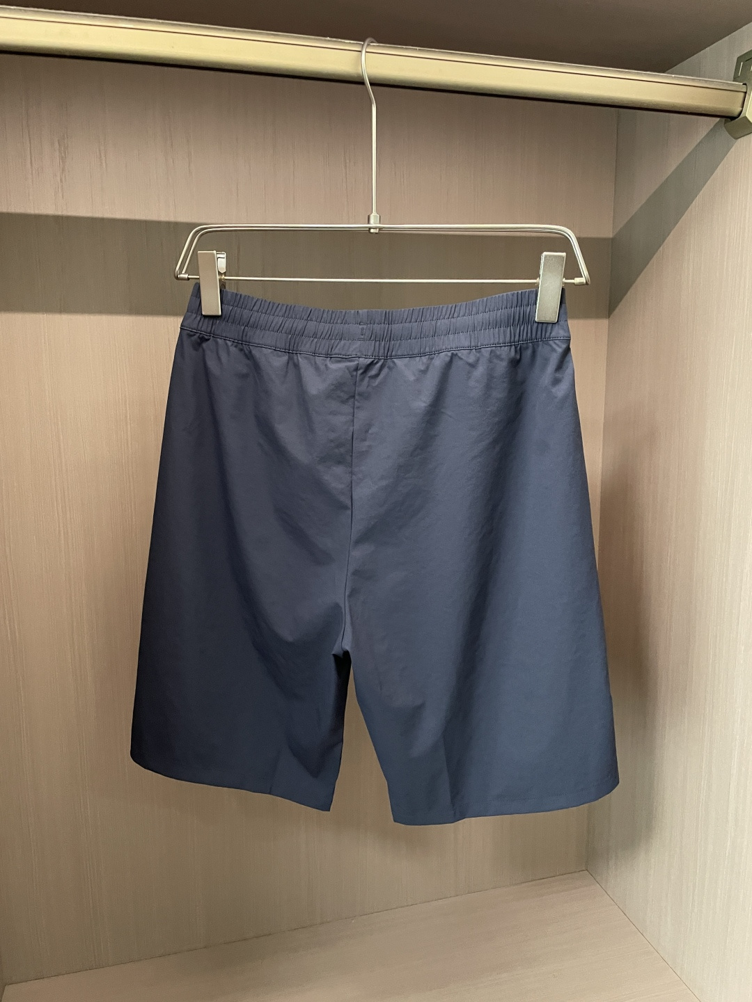 迪桑特 26新品短裤 冰感速干面料,夏日体感直降3℃ 采用高弹冰丝速干面料,触感丝滑凉感,上身自带降温buff,告别夏 迪桑特 26新品短裤 冰感速干面料,夏日体感直降3℃ 采用高弹冰丝速干面料,触感丝滑凉感,上身自带降温buff,告别夏
