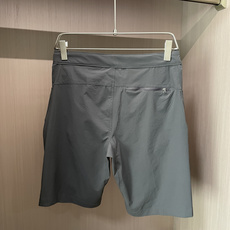 鸟家 26新品短裤 冰感速干面料,夏日体感直降3℃ 采用高弹冰丝速干面料,触感丝滑凉感,上身自带降温buff,告别夏日 鸟家 26新品短裤 冰感速干面料,夏日体感直降3℃ 采用高弹冰丝速干面料,触感丝滑凉感,上身自带降温buff,告别夏日