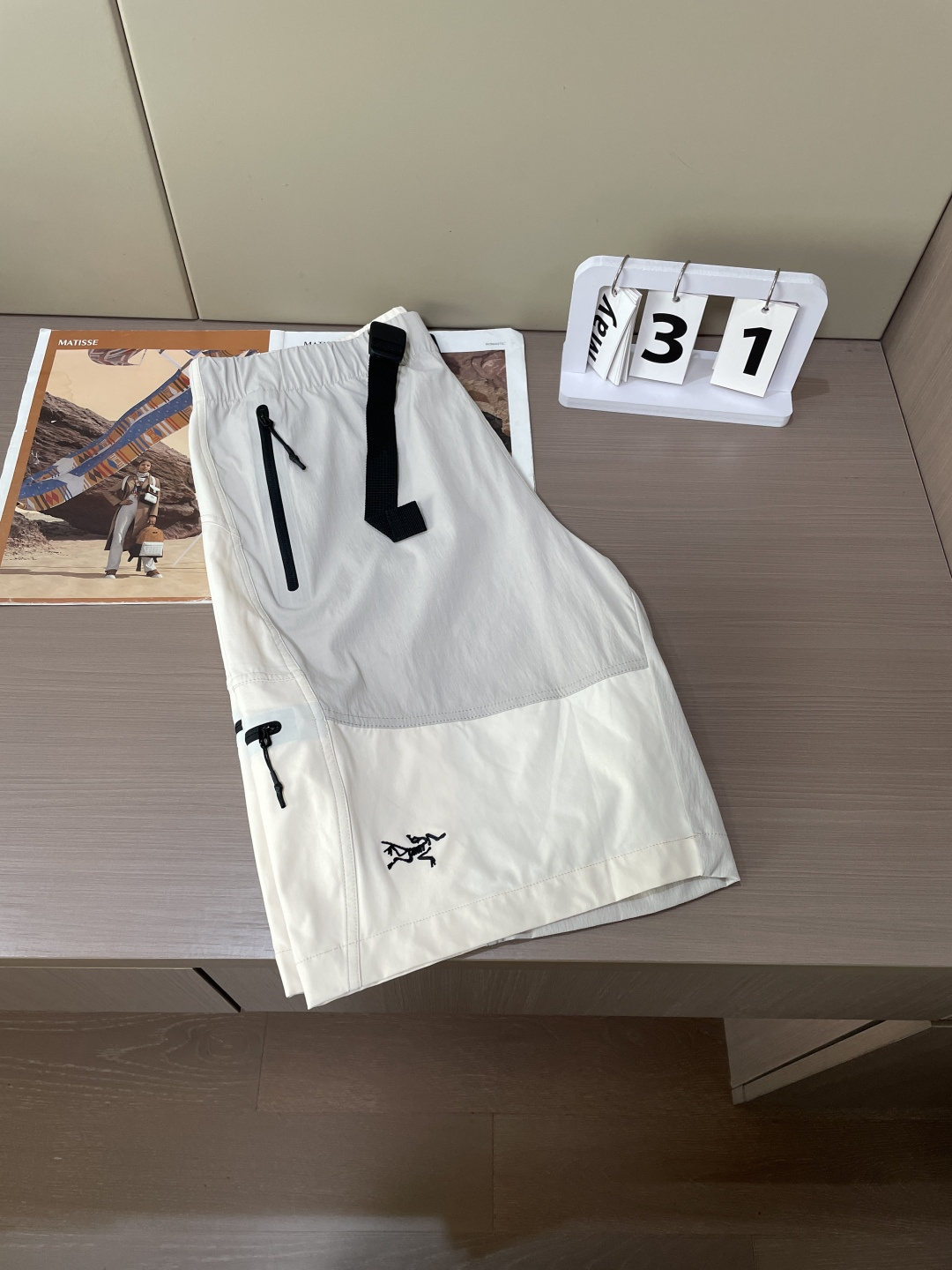 鸟家 26新品短裤  冰感速干面料，夏日体感直降3℃ 采用高弹冰丝速干面料，触感丝滑凉感，上身自带降温buff，告别夏日